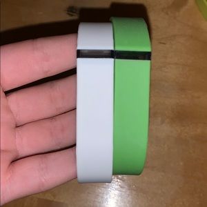 2 fitbit flex bands